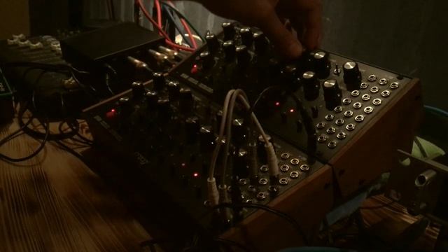 DFAM — DUB TECHNO CHORDS ! (2x DFAM jam) смотреть онлайн