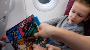 Илья и Картонка опять улетели! Куда на этот раз?