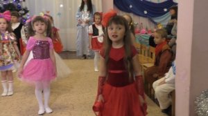 Новогодний Утренник в садике Есении Дед мороз и дети