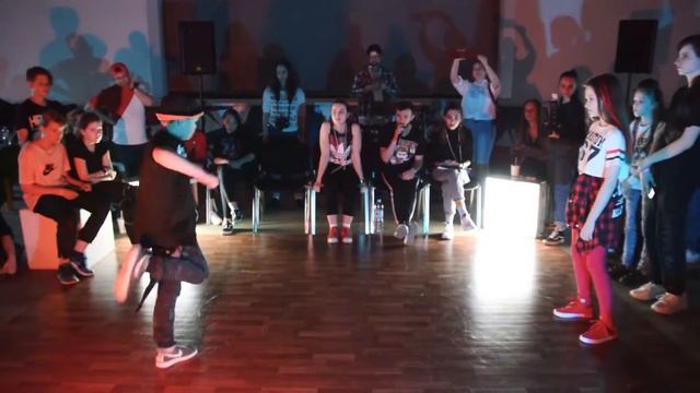 Ученические баттлы 2019 / Hip hop / Танцевальная студия Under Stand смотреть онлайн