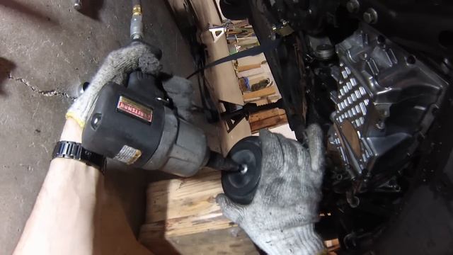 MINI Cooper AC clutch coil replacement howto - 2002-2006 R53 смотреть онлайн