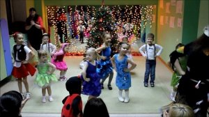 Детский новогодний танец