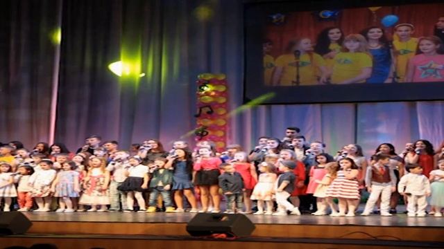 Мы дети улыбок и света смотреть онлайн