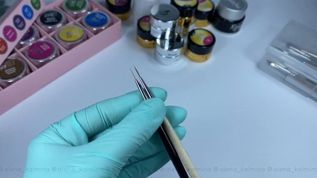 Кисти и краски для росписи ногтей. смотреть онлайн