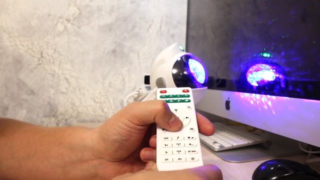 Проектор звездное небо SPASE DOG космонавт собака (космическая собака) лазерный проектор ночное неб