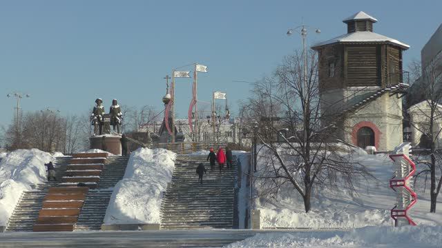 От Плотинки до Харитоновской усадьбы