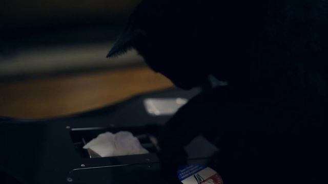 How to Block a Floating Tremolo Bridge Without Power Tools or Drilling | Reversible Guitar Mod смотреть онлайн