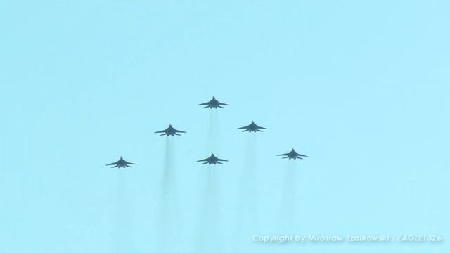 Grot (Arrowhead) MiG-29 Polish Air Force - Mińsk Mazowiecki (EPMM) - 24.08.2012 r. смотреть онлайн