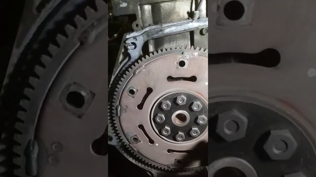 Сузуки гранд Витара сняли двигатель как открутить не снимая со шлицов гидротрансформатор смотреть онлайн