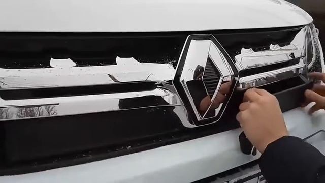 Установка пластиковой заглушки.
