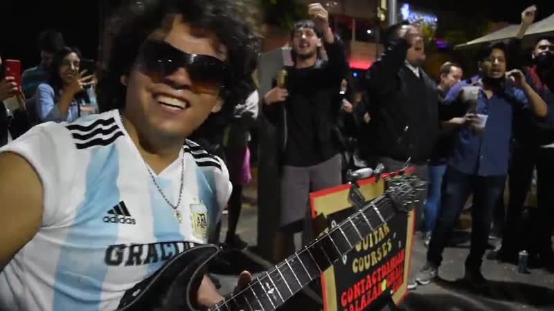 Don't Cry - Amazing guitar performance in Buenos Aires streets - Cover by DAMIAN  SALAZAR.