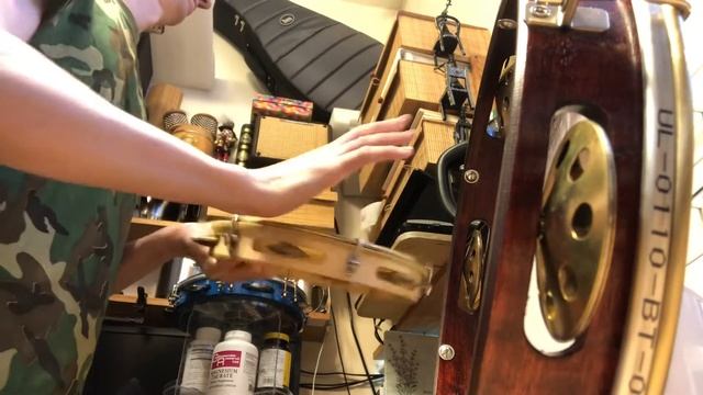 Ритмический рисунок в стиле «рок» на пандейру 27.12.20 смотреть онлайн