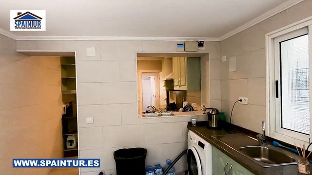 Дом в Бенидорме с ТУРИСТИЧЕСКОЙ ЛИЦЕНЗИЕЙ, Аликанте, Испания, 100 м  от моря, 2 этажа, участок