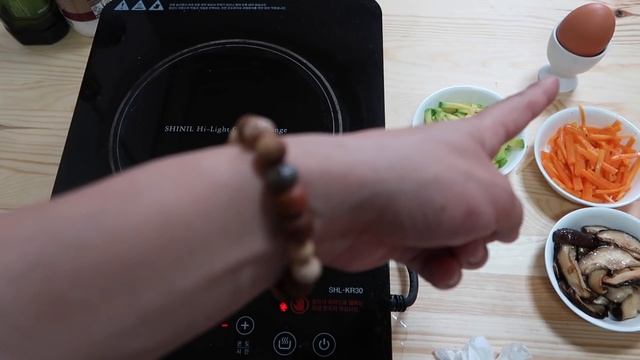 How to: Korean Bibimbap! смотреть онлайн