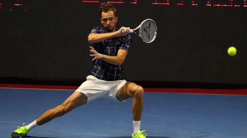 Россиянин Даниил Медведев вошел в четверку лучших теннисистов мира