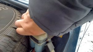 Ручник. Почему  загорается лампочка  "Ручной тормоз" ?