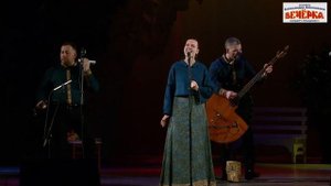 "Потеряла утром я одну сережку" Песня на разрыв души! Поет Александра Тушина!