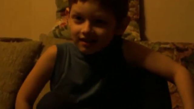 28 10 10 Делает аппликацию смотреть онлайн