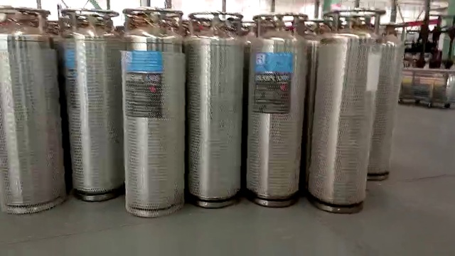 криогенных цилиндров,Газификаторы мало,Мультигазификаторыго объема,Криоцилиндры (ГХК)