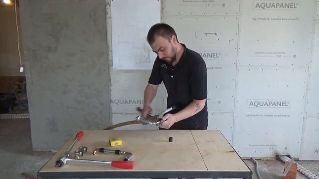 Монтаж радиаторов отопления Zehnder Charleston Retrofit (часть 4) / Ремонт квартиры в Казани смотреть онлайн