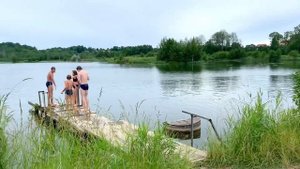 Озеро в Гостилицах ( Нижнее )