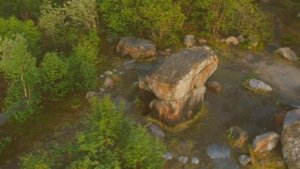 Мурманск. Сопка Горелая. Дольмен (Трилит) Вороний камень стоит 10 тысяч лет. Мистика Мурманска