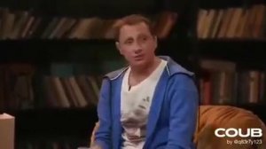 Когда старенькая бабушка живет рядом с десантным училищем, анекдот от Галыгина, прикол)