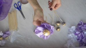 Как сделать букет из конфет дома.Подарок своими руками.