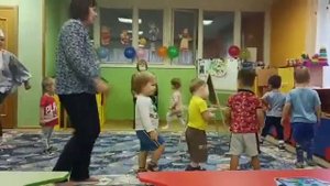 Музыкальная игра "Шел козел по лесу"
