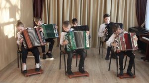 Є.Дербенко "За селом". Виконує ансамбль баяністів молодших класів "Стрижавський акорд".