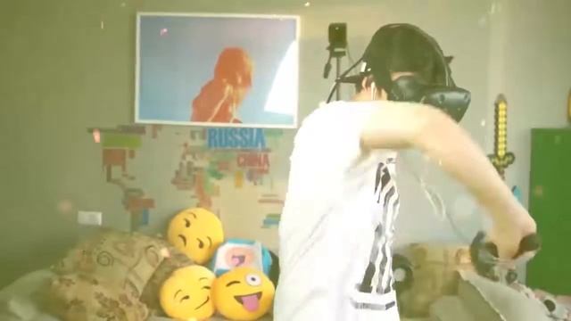 VLOG:ИГРАЕМ В ОЧкИ РЕАЛЬНОСТИ смотреть онлайн