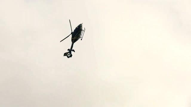 Отработка навыков пилотирования на Airbus Helicopters H135 смотреть онлайн