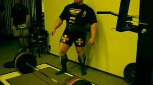 Benedikt Magnusson World Record Deadlift warm up