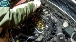 Лёха & меняю прокладку под клапанную крышку на Mitsubishi Carisma