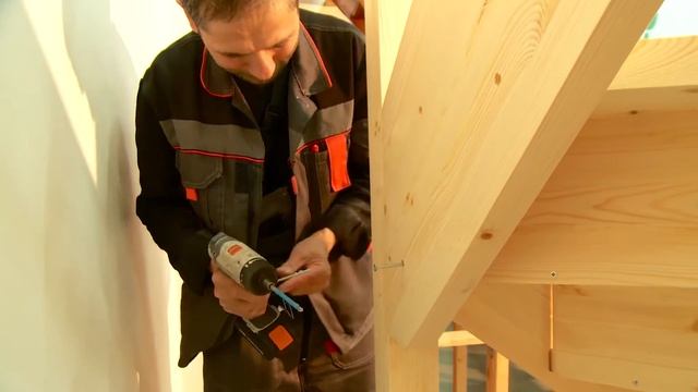 Видео-инструкция по сборке (монтажу) лестницы ЛС-05м Profi&Hobby смотреть онлайн