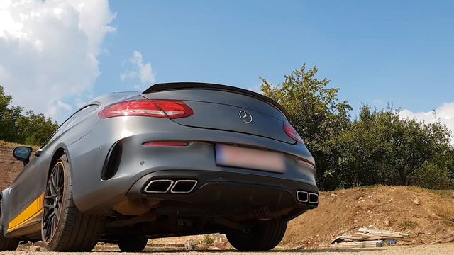Mercedes-Benz C63S AMG Edition 1 Loud Start Up and Acceleration (Brutal sound) смотреть онлайн