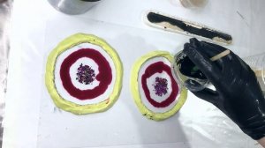 Эффект наплывов в эпоксидной смоле.