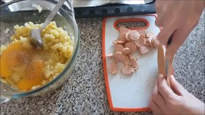 Замечательный вариант приготовления картошки в духовке с омлетом и сыром.| Potatoes in the oven.