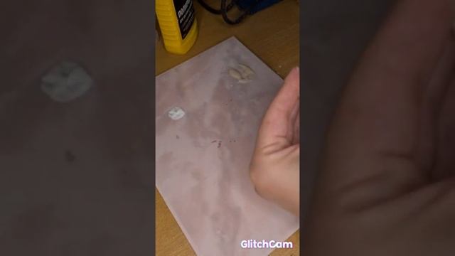 Зуб Харальда из эпоксидной смолы и полимерной глины:vikings_крафт