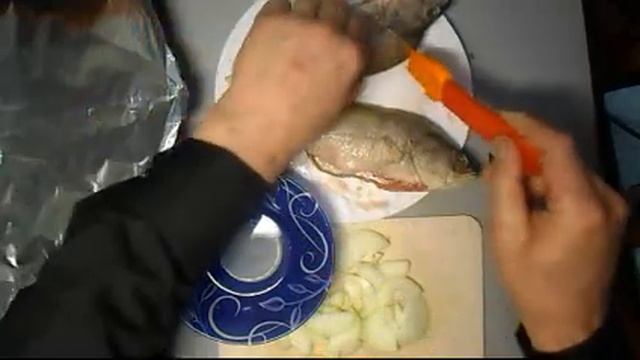 Окунь в фольге целиком.  Вкусно пальчики оближешь