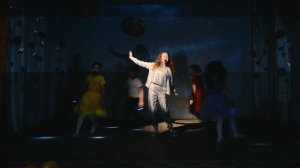 земля в иллюминаторе.mp4