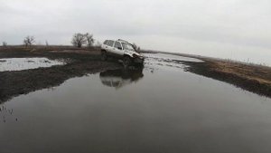 Уаз на вояках, Suzuki Escudo на 33х колёсах, шнивы и сток Honda CRV!!! порвали передок!!!
