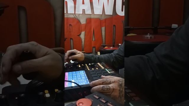 Beatmaker..... смотреть онлайн