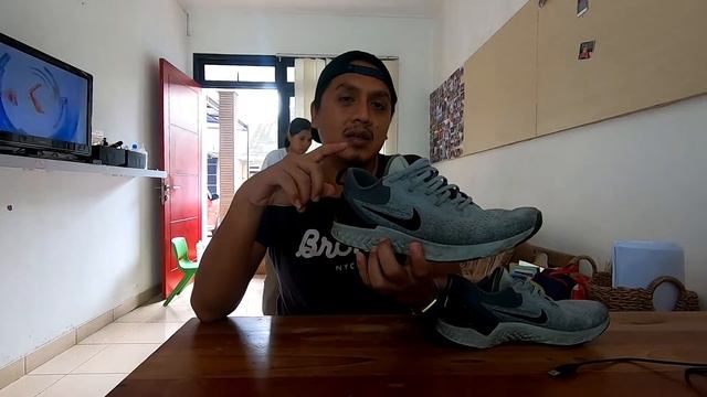 Sepatu Lari Road | Nike Odyssey React смотреть онлайн