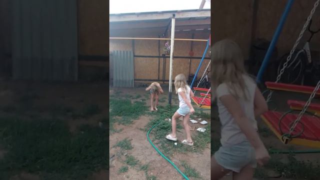 Полина ушла в банду номер 1. Что же произошло?Что будет дальше?😯🤔 смотреть онлайн