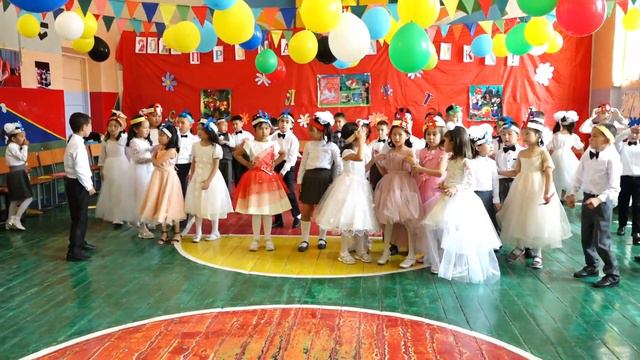 №1 школа имени М.Бабкина......Прощай Азбука.....1-Б  классс смотреть онлайн