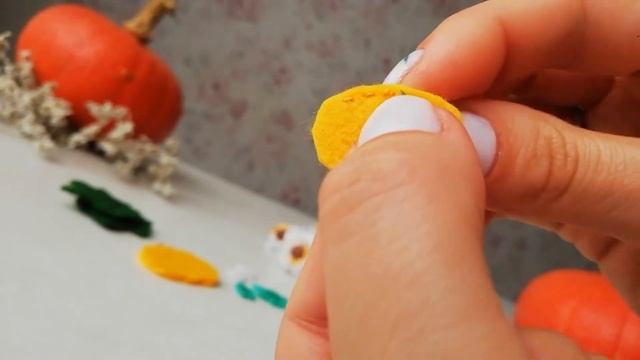 ОСЕННИЙ DIY?ТЫКВА ИЗ ФЕТРА НА ЗАКОЛКУ, ОБОДОК ИЛИ РЕЗИНОЧКУ ДЛЯ ВОЛОС?МИЛЫЕ АКСЕССУАРЫ ДЛЯ ВОЛОС