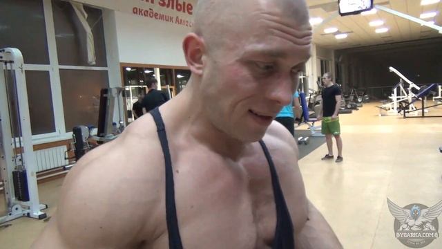 ТРЕНИРОВКА ГРУДИ, ХОЧЕШЬ НАКАЧАТЬ СИСЬКИ? смотреть онлайн