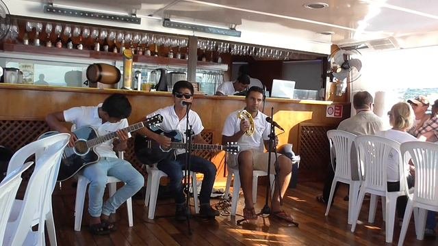 Поют настоящие гавайцы Singing Real Hawaiians