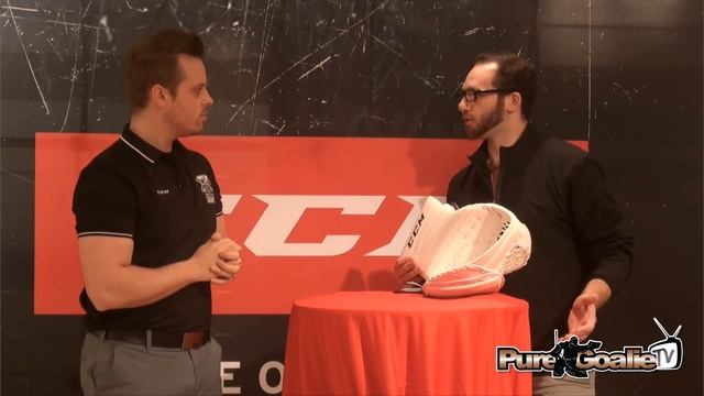 CCM EFlex II Pro Pads, Gloves and Blocker смотреть онлайн